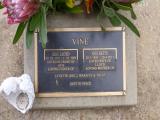 image of grave number 646729